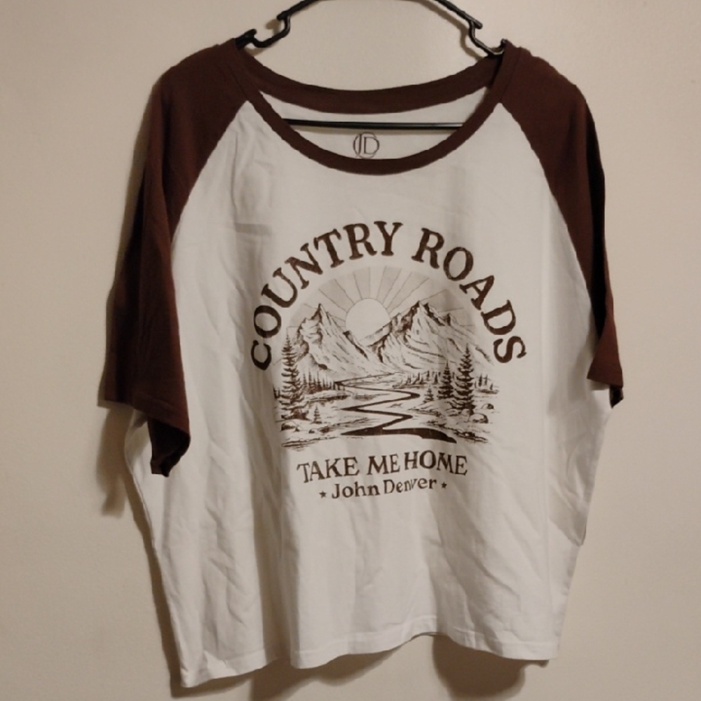 John Denver “Country Roads Take Me Home” Graphic Tee | NWT